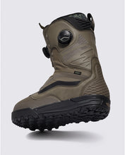 Load image into Gallery viewer, Vans Verse Parker Szumowski Snowboard Boot 2025
