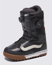 Load image into Gallery viewer, Vans Aura Pro Snowboard Boot 2025
