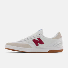 Load image into Gallery viewer, NB Numeric 440 Skate Shoes - NM440WBY - White/Burgandy

